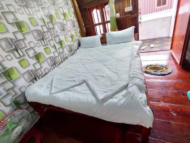 Xl Guest House & Restaurant シアヌークビル エクステリア 写真